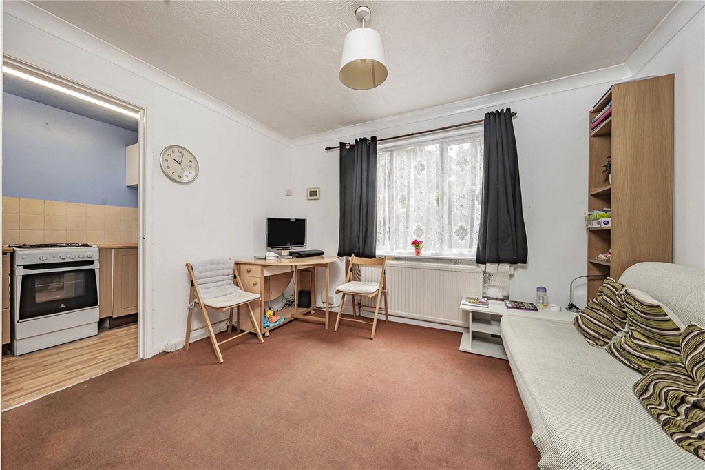 Property photo 3 of 10 Picture No. 04