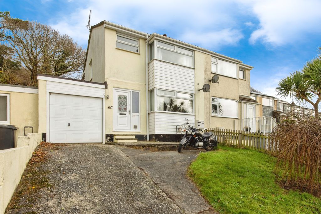 Property photo 1 of 16 Photography
