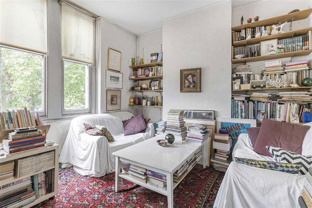 Property photo 2 of 5