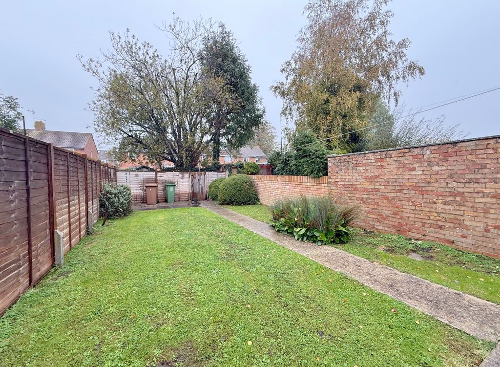 Property photo 3 of 17