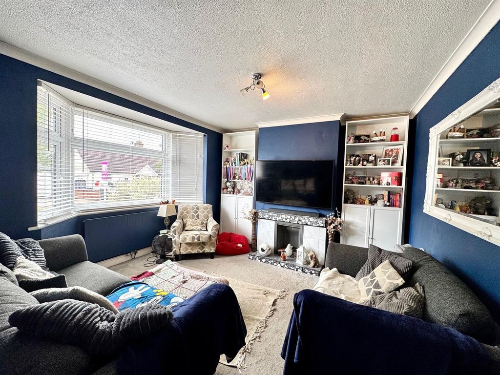Property photo 3 of 14 Lounge 1.Jpg