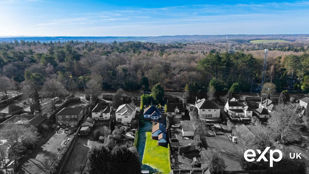 Property photo 2 of 29