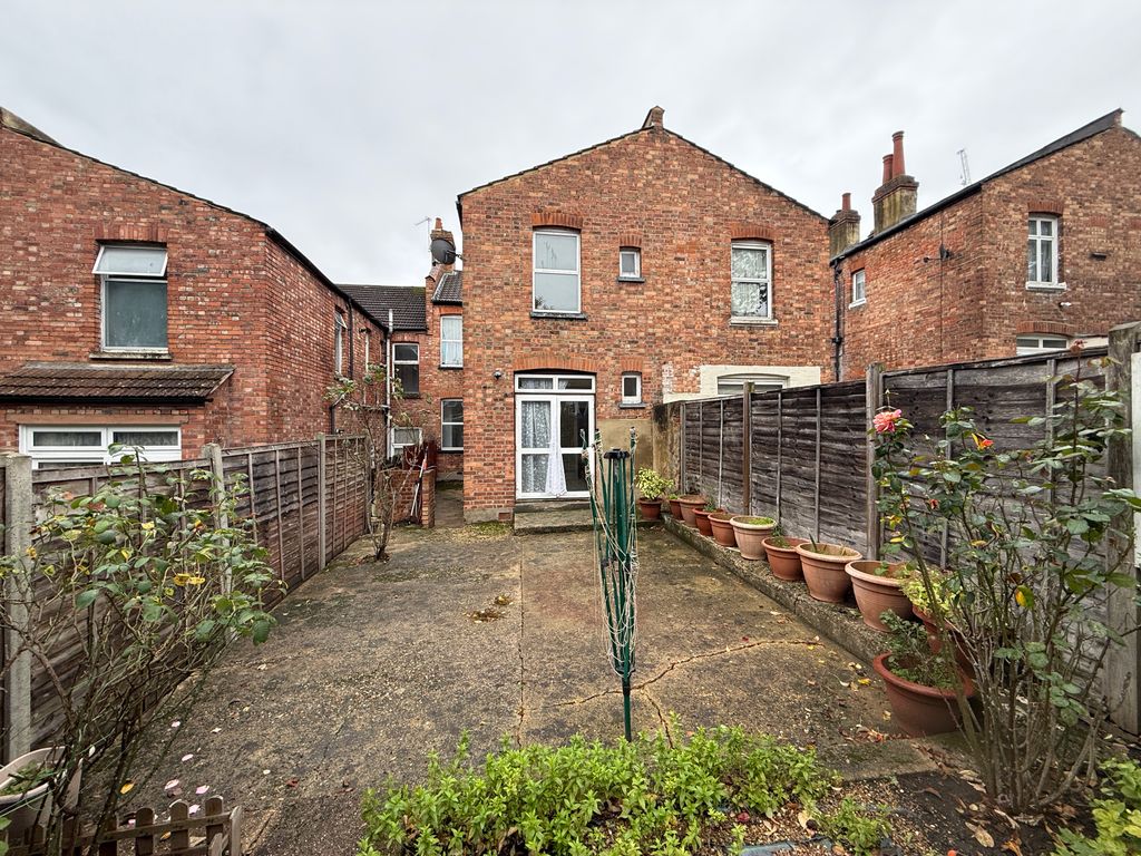 Property photo 3 of 18