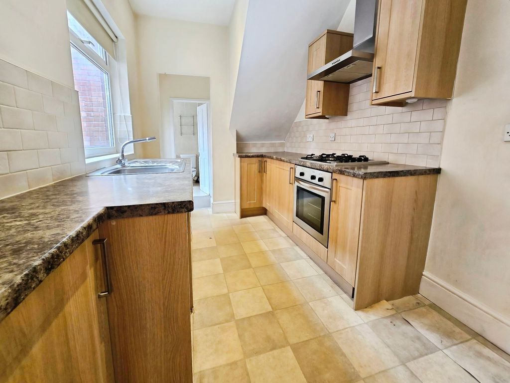 Property photo 2 of 8 Photo 9