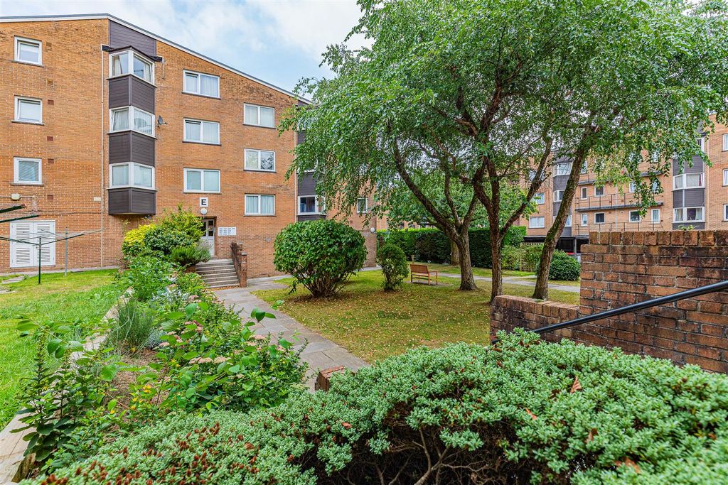 Property photo 1 of 15 187-14.Jpg