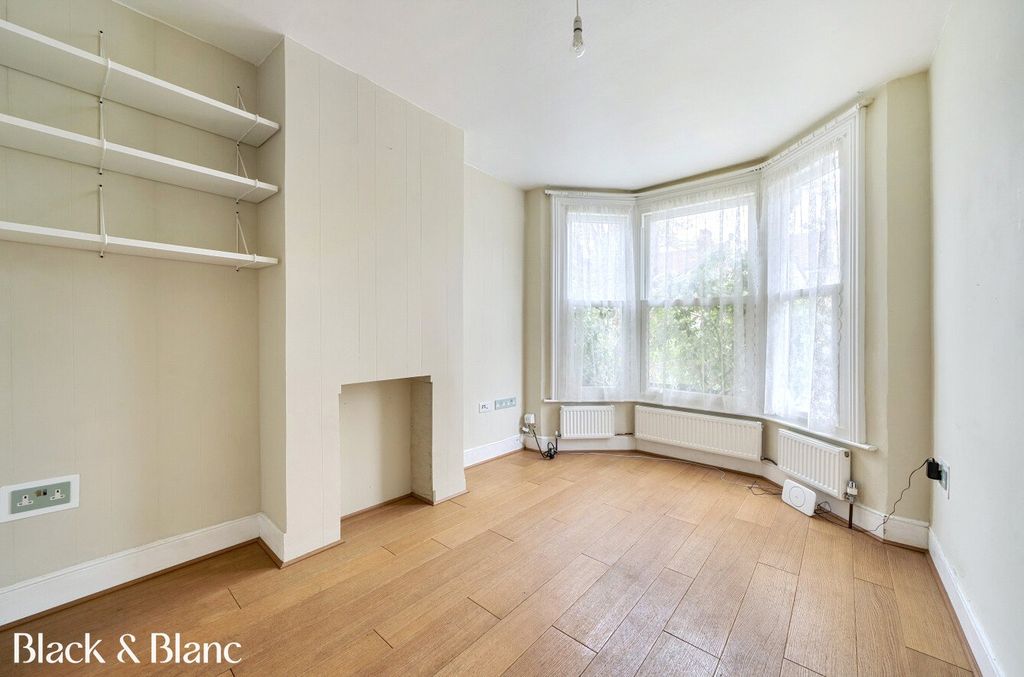 Property photo 3 of 14 Reception Room 2