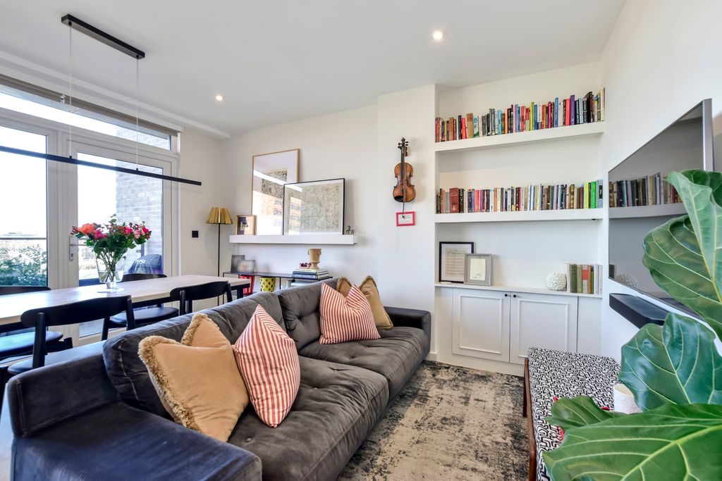 Property photo 2 of 29 Dsc_0746-Dsc_0747