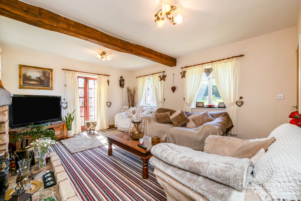 Property photo 3 of 21