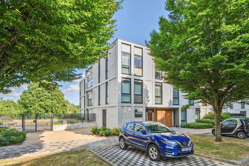 Property photo 1 of 20 1294590-3-682B6Ca...