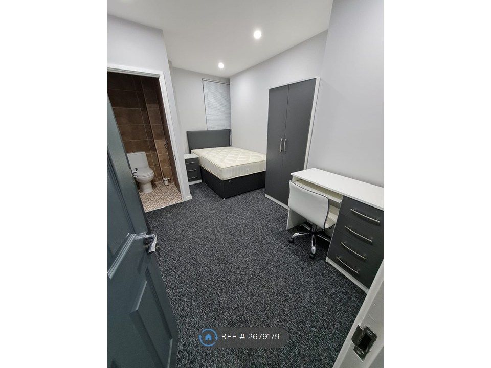 Property photo 2 of 7 Room 1