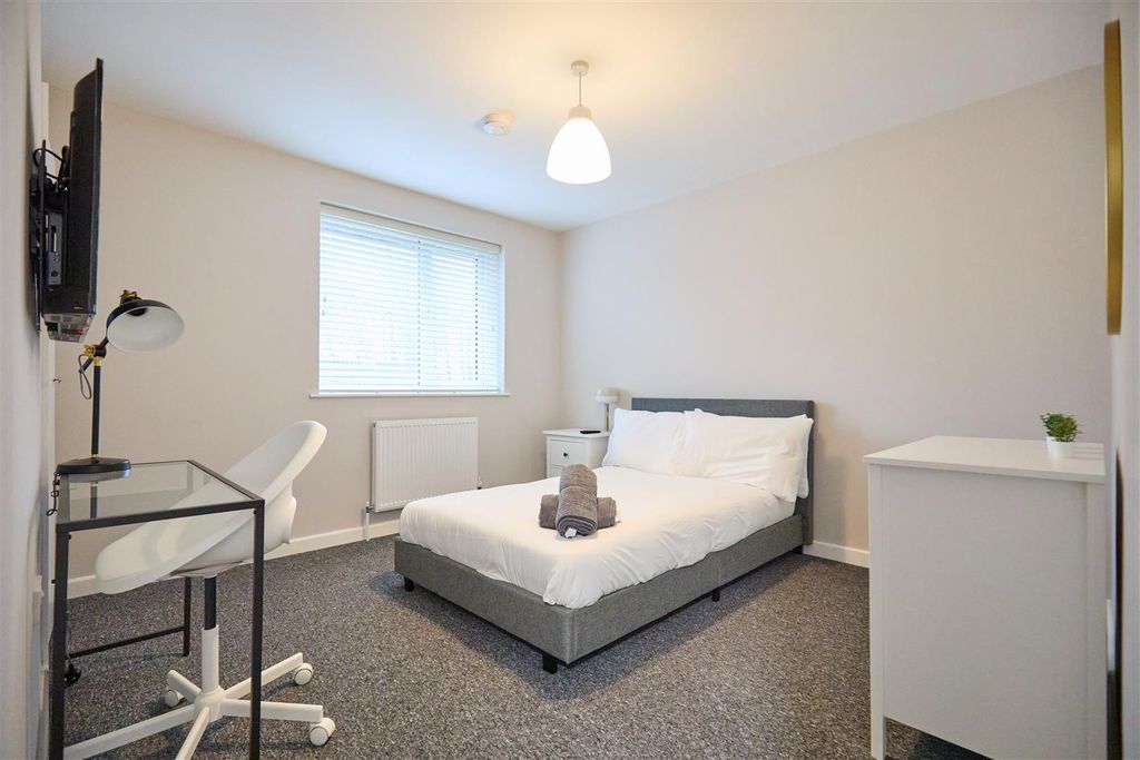 Property photo 3 of 9 Img_3929.Jpg