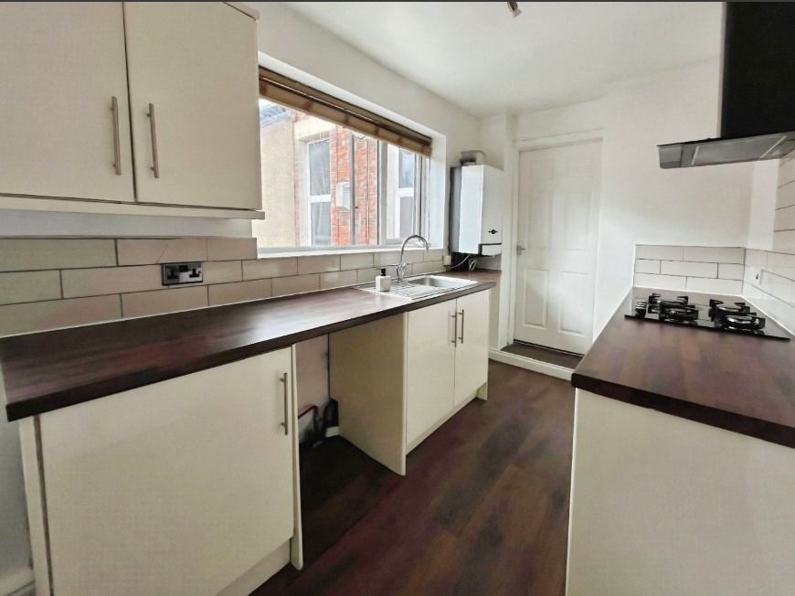 Property photo 2 of 13 5306561