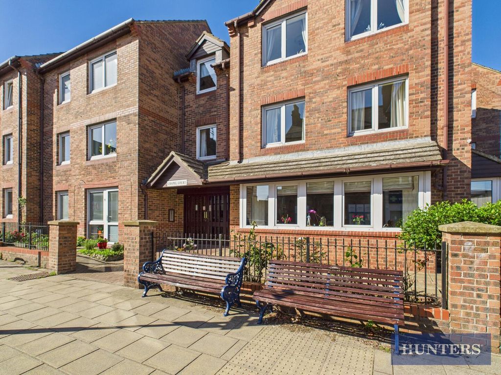 Property photo 1 of 12 Front (Exterior)