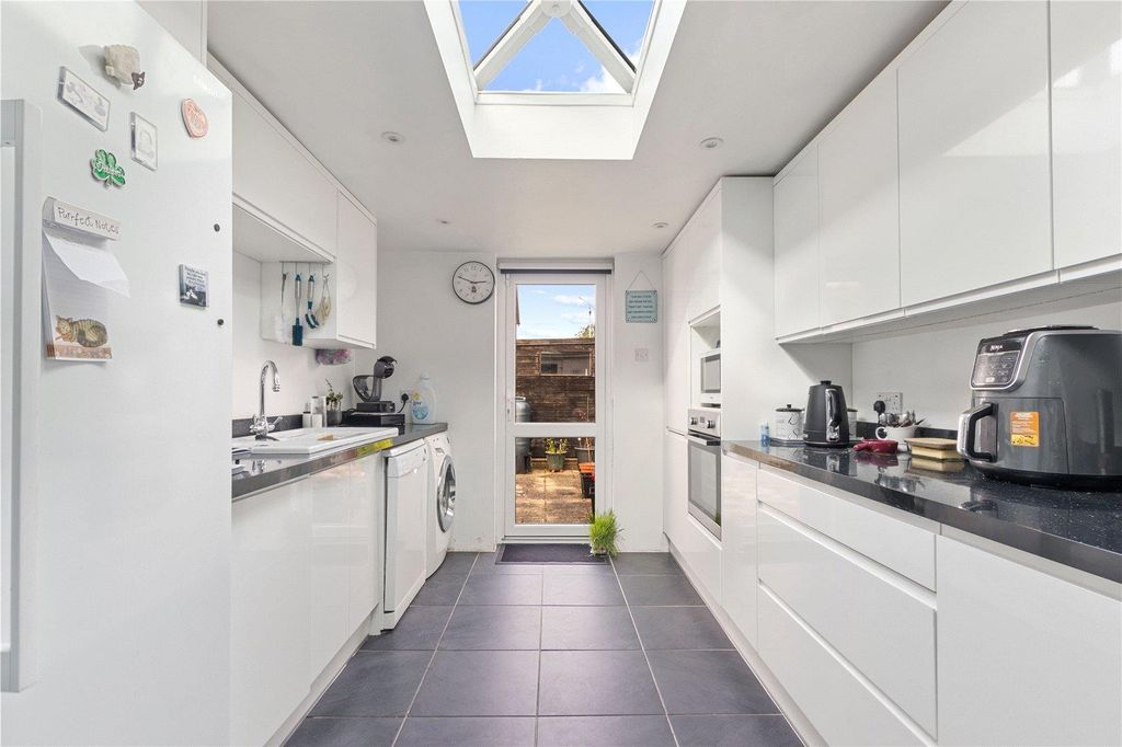 Property photo 2 of 16 2.Jpg