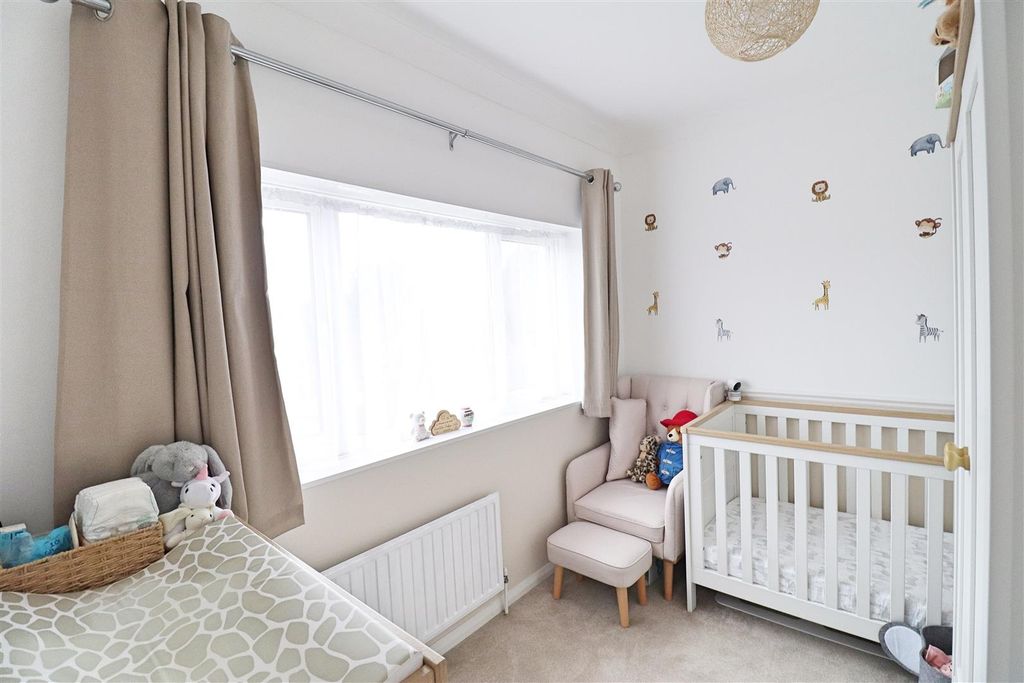 Additional image 12 of 4 bed semi-detached house for saleAetheric Road, Braintree CM7