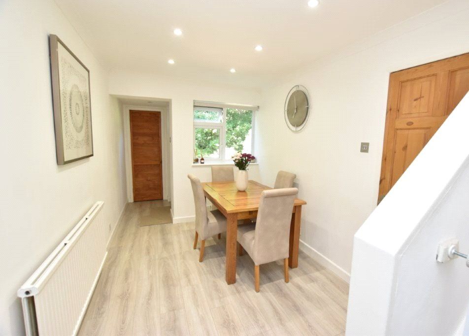 Property photo 3 of 16 Picture No. 12