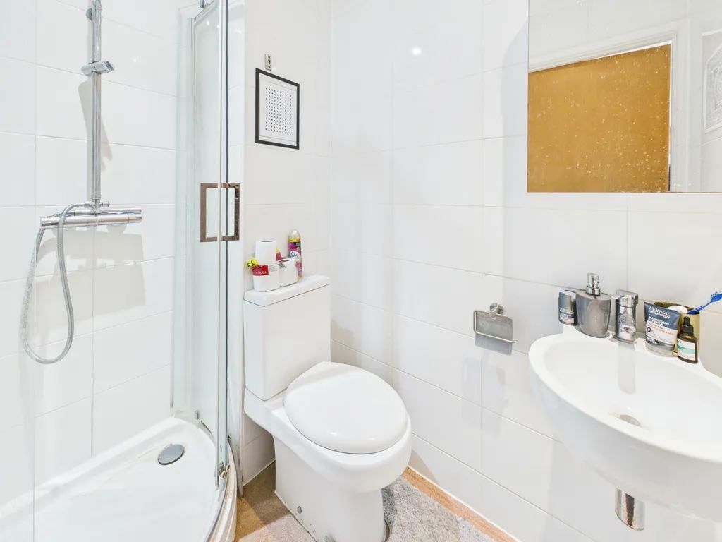 Property photo 3 of 4