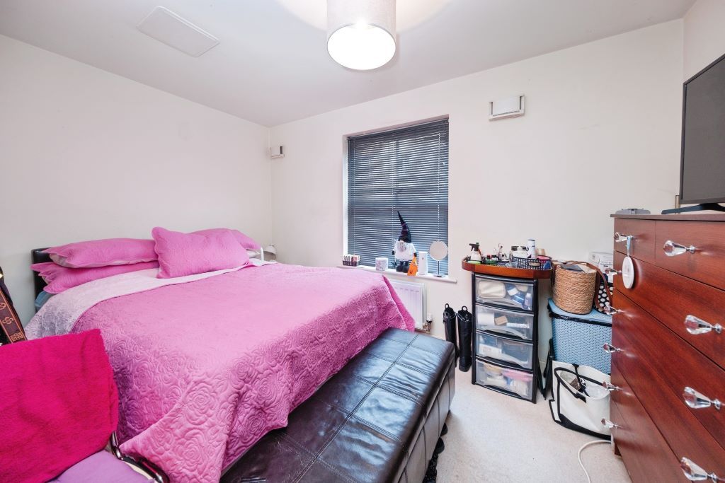 Property photo 3 of 9