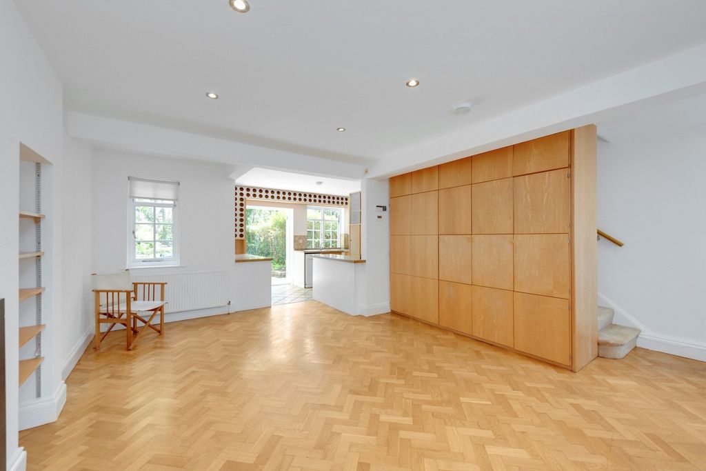 Property photo 2 of 9 Picture No. 04