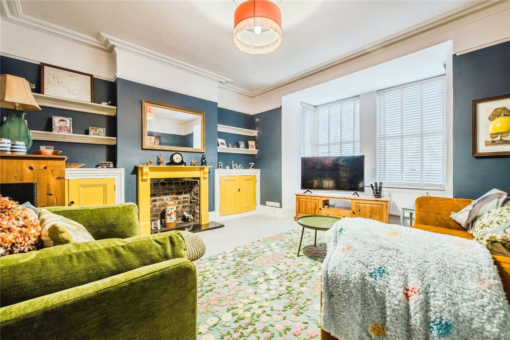 Property photo 3 of 18 Picture No. 11