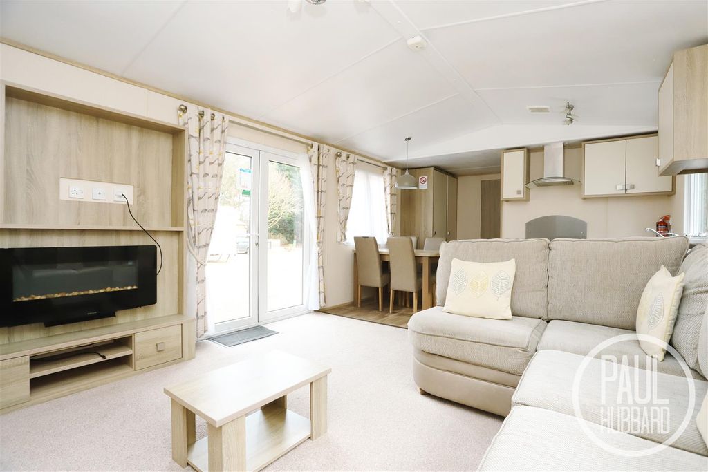 Property photo 2 of 12 Img_0119.Jpg