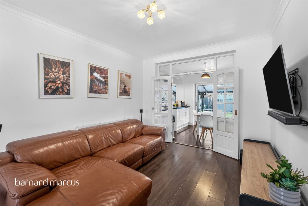 Property photo 2 of 15