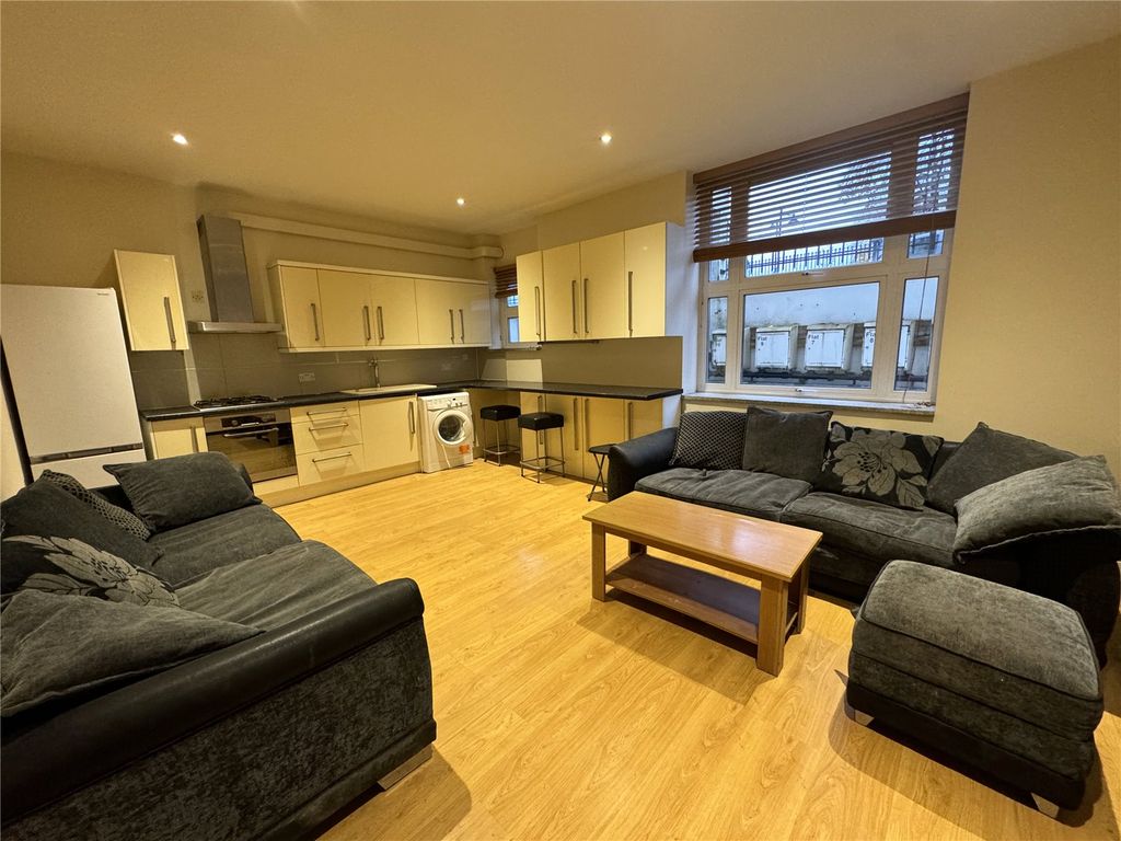 Property photo 2 of 5 Picture No. 03