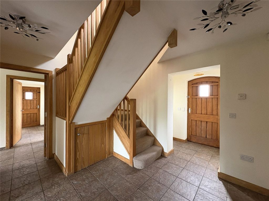 Property photo 3 of 27 Picture No. 25