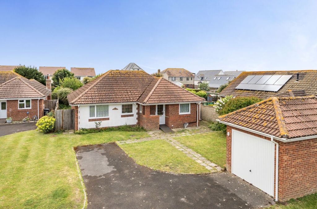 Property photo 1 of 27