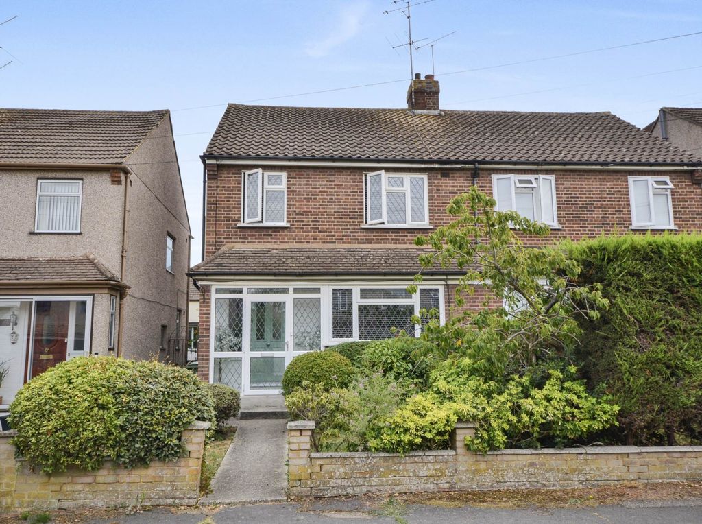 Property photo 1 of 18