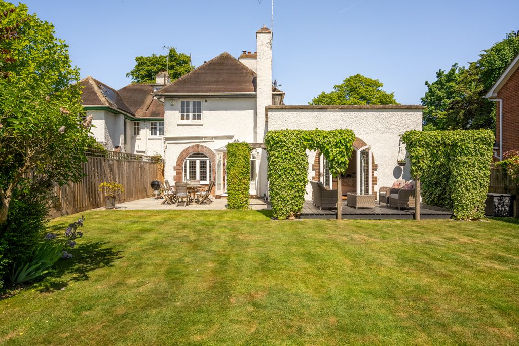 Property photo 1 of 25 North End House_Externals-4