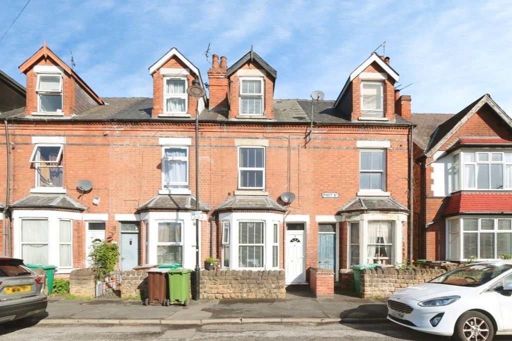 Property photo 2 of 11 Picture No. 16