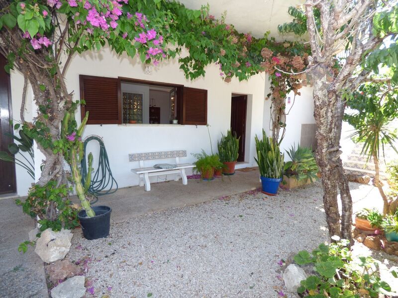 Property photo 3 of 50 Img 2