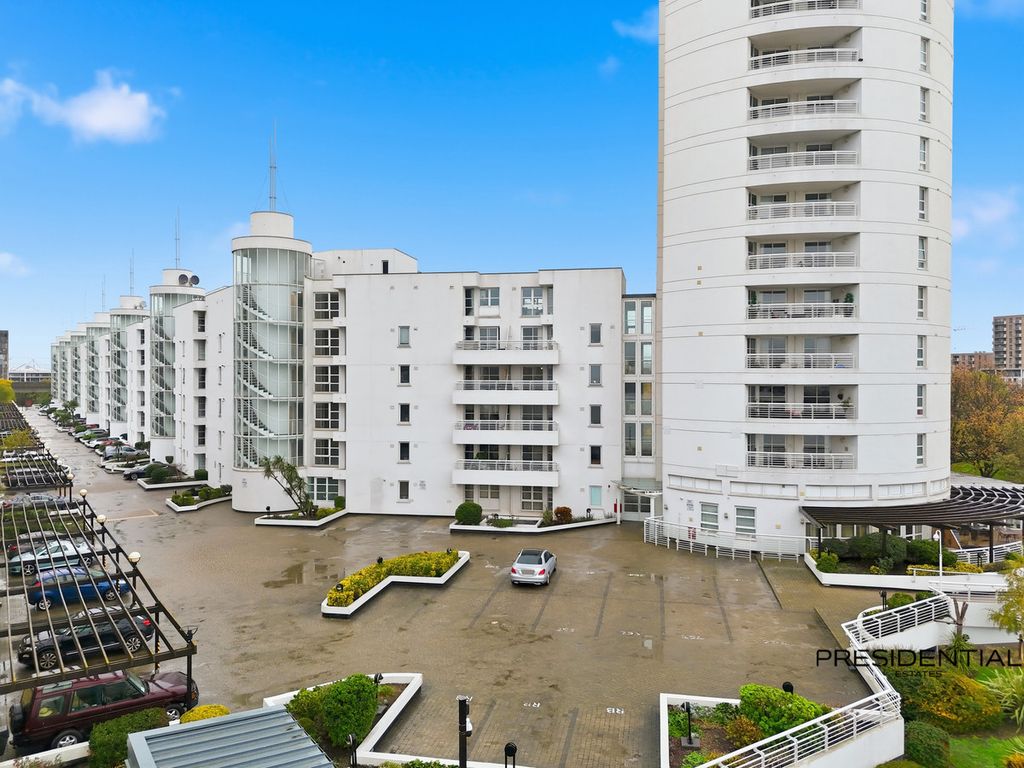 Property photo 1 of 31