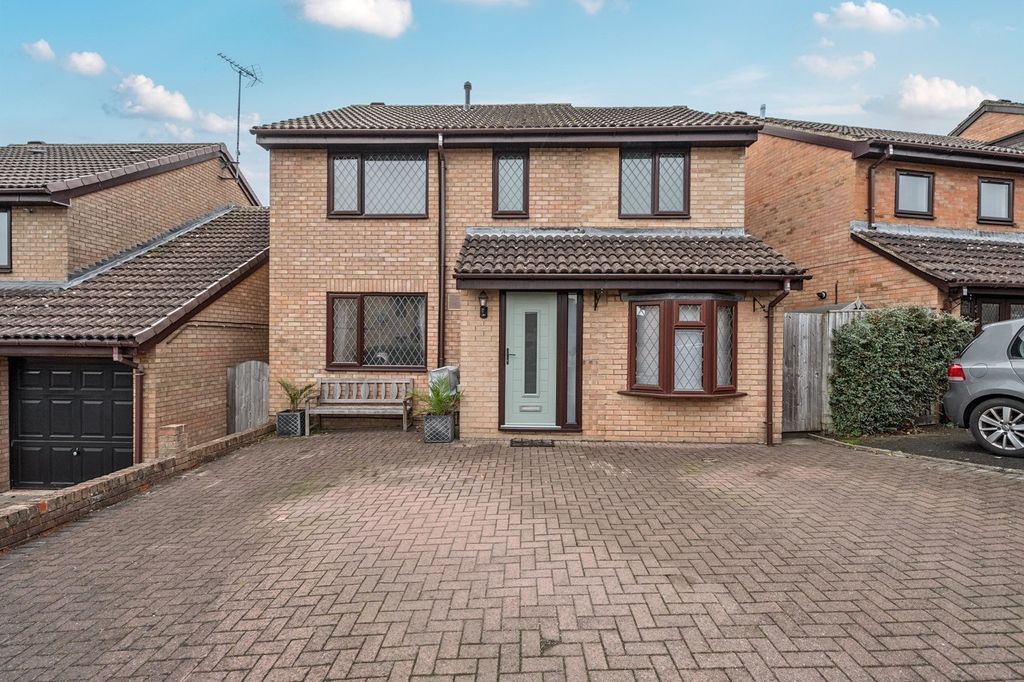 Property photo 1 of 19 4811550