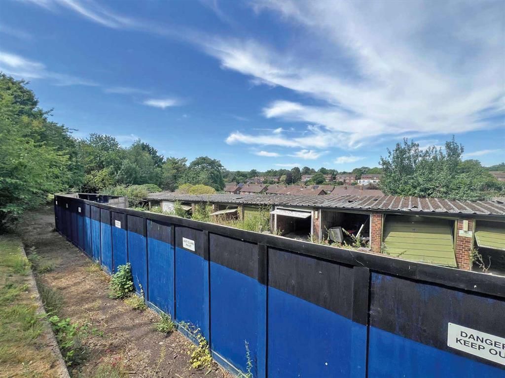 Property photo 2 of 5