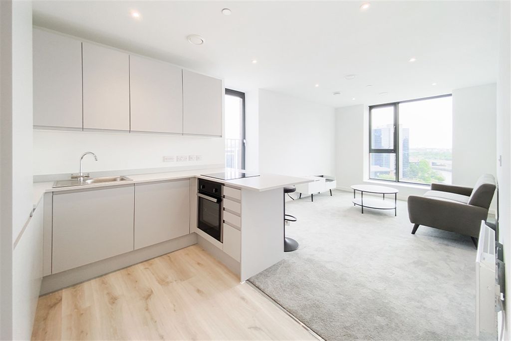 Property photo 1 of 13 (Main)