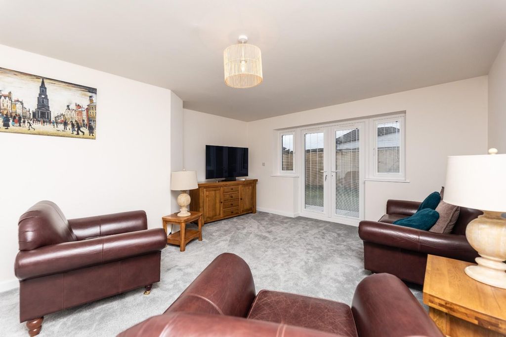 Property photo 3 of 15 5C5A4815.Jpg