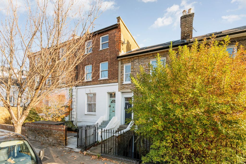 Property photo 2 of 4