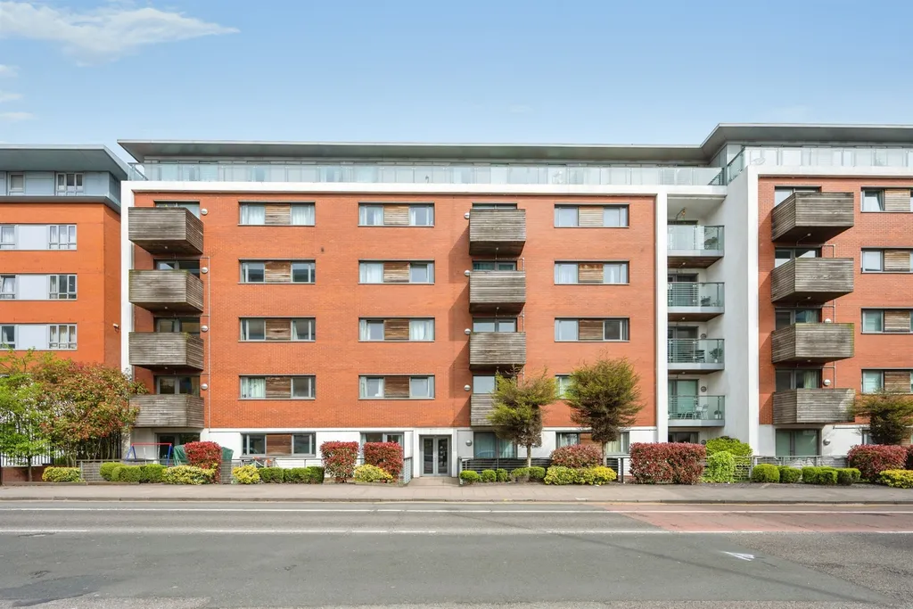 Apartment in Birmingham, Calthorpe Fields - View 3
