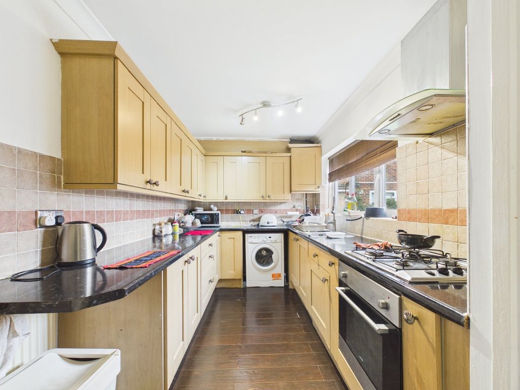 Property photo 3 of 8 Picture No. 01