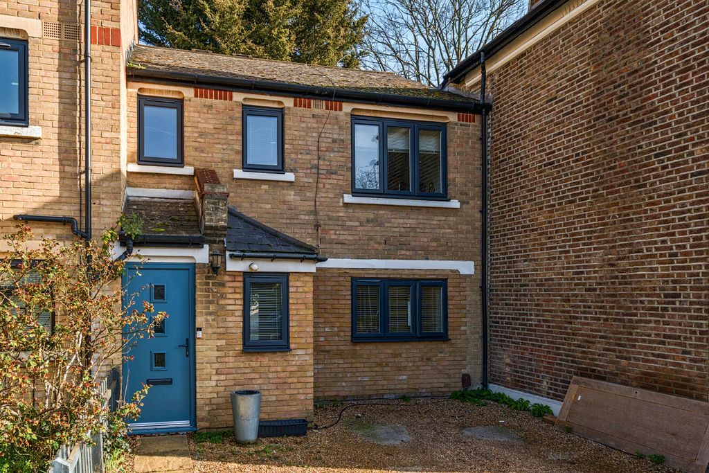 Property photo 1 of 14 1417447-2-699Ece5...