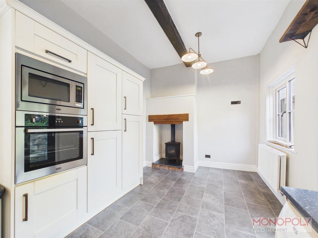 Property photo 3 of 19 Cam03815G0-Pr0433-Still004.Jpg