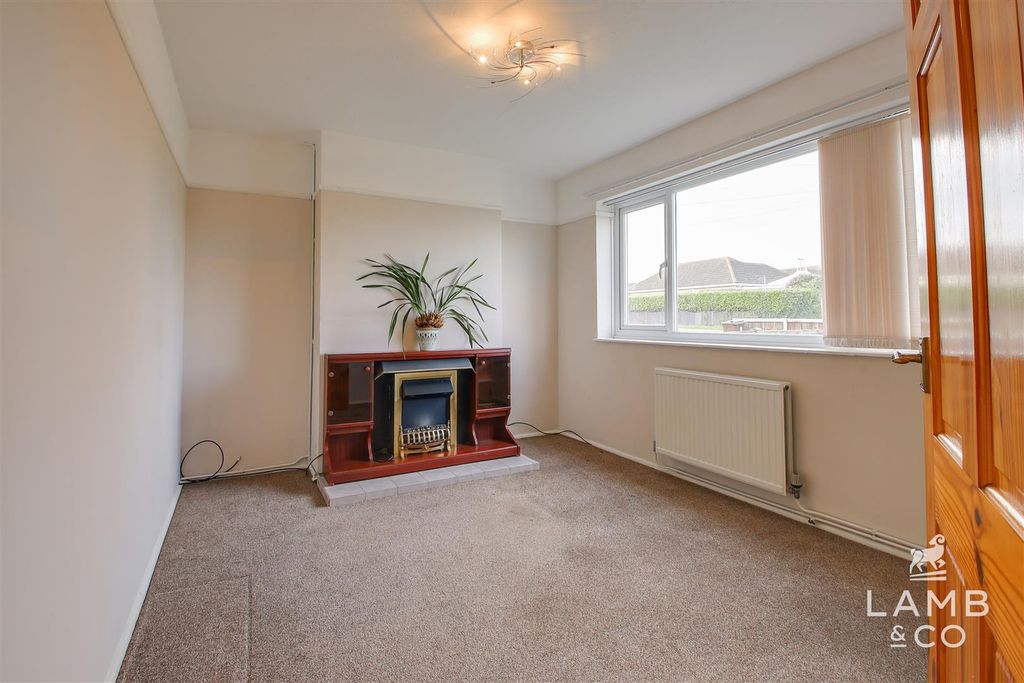 Property photo 3 of 25
