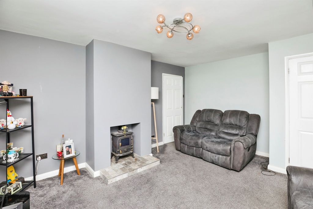 Property photo 3 of 17