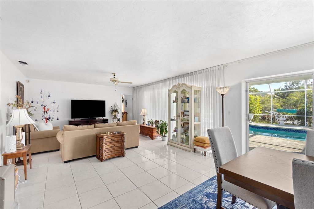 Property photo 3 of 19 <Alttext/>