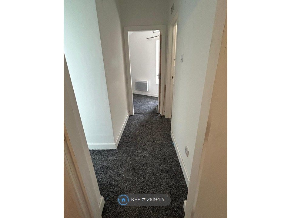 Property photo 3 of 10 Inside Of Landing Area