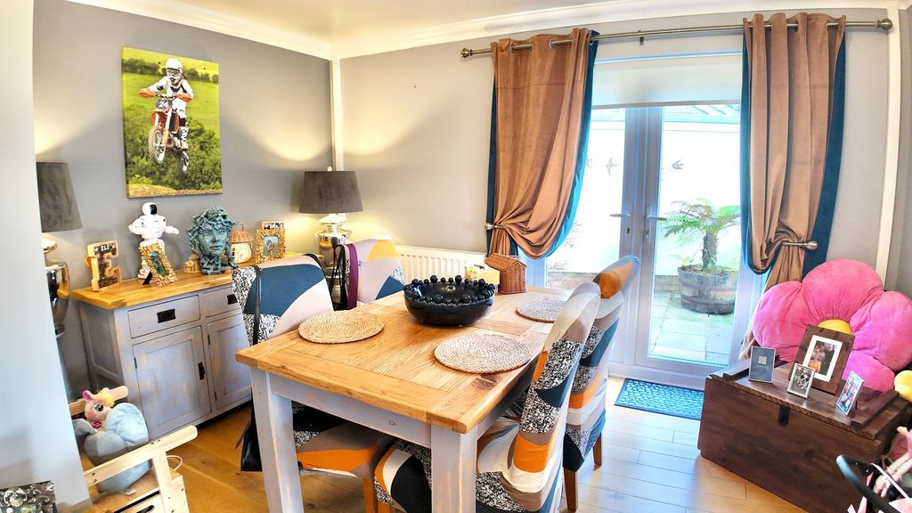 Additional image 12 of 3 bed detached house for saleClyde Close, Pontllanfraith NP12