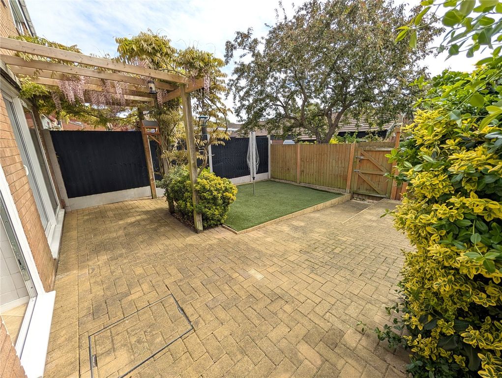 Property photo 3 of 14 Picture No. 12