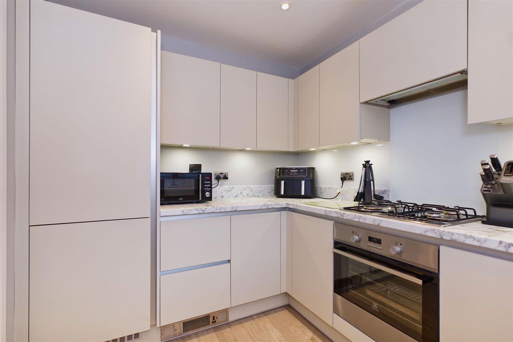 Property photo 3 of 24 14 (5).Jpg